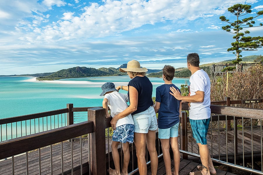 Admire the spectacular Whitehaven Beach in the Whitsunday Islands | Photo credit: Tourism and Events Queensland