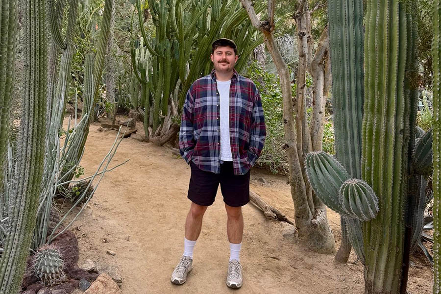 Ben hiking in Palm Springs, California | Travel Nation 