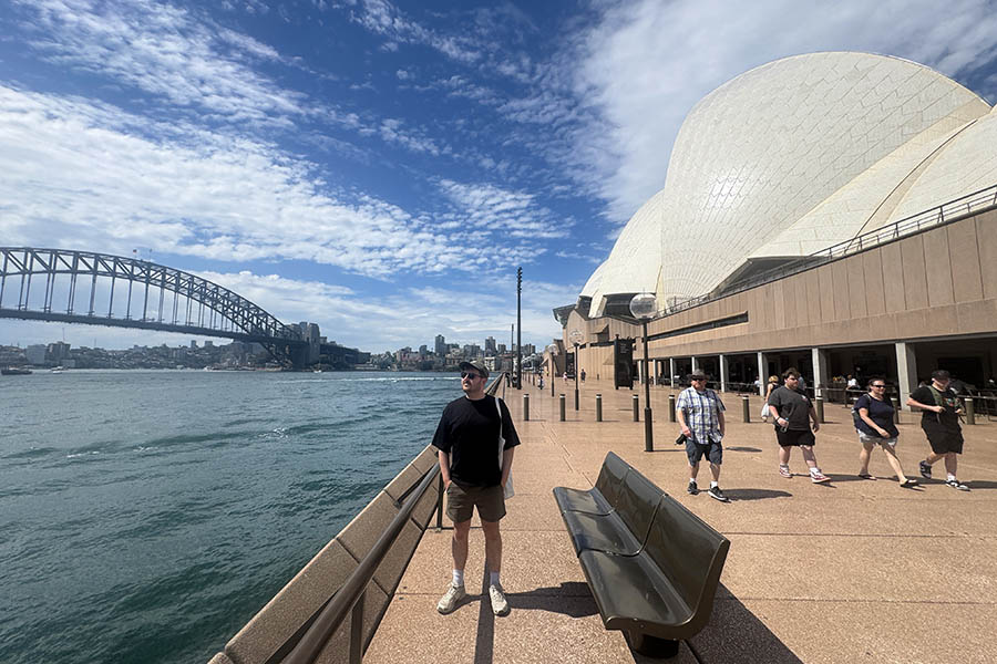 Ben at Sydney Harbour, Australia | Travel Nation 