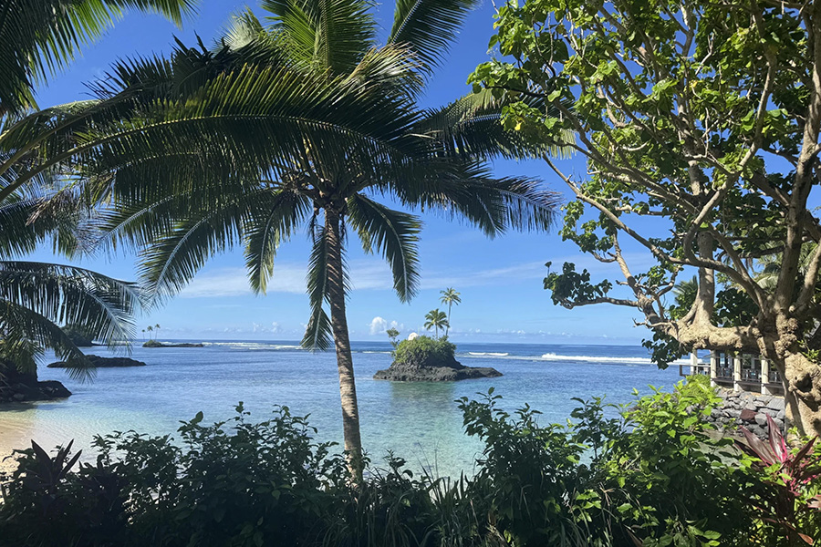 Lose yourself in the views at Seabreeze, Samoa | Photo credit: Seabreeze