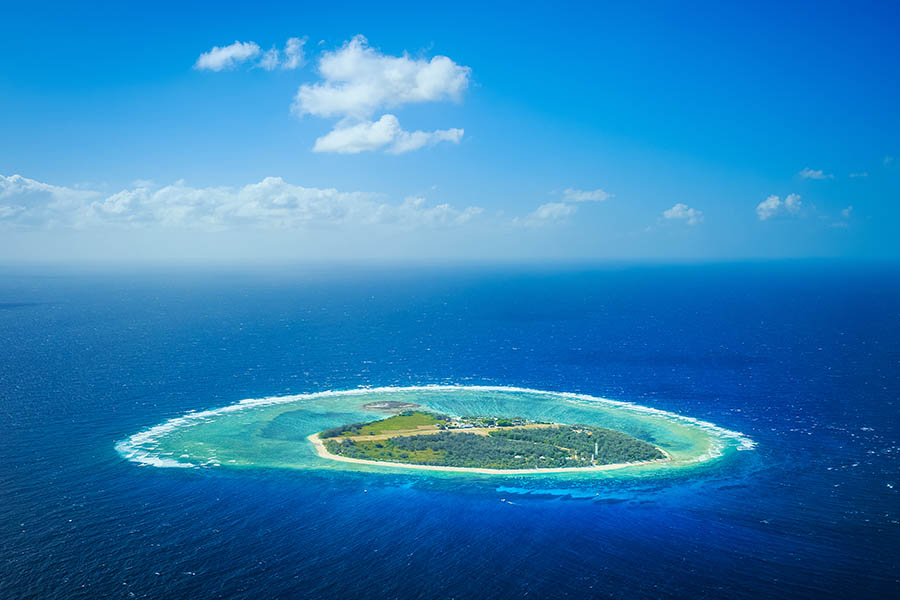 Explore the Great Barrier Reef for Lady Elliot Island | Travel Nation