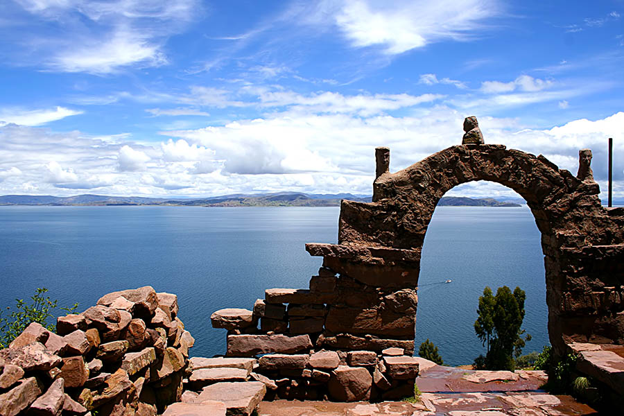 Visit ancient ruins on Sun Island, Titicaca | Travel Nation