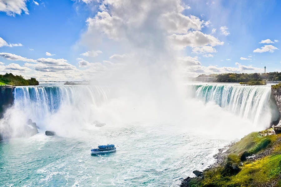 Visit the Canadian side of Niagara Falls | Travel Nation