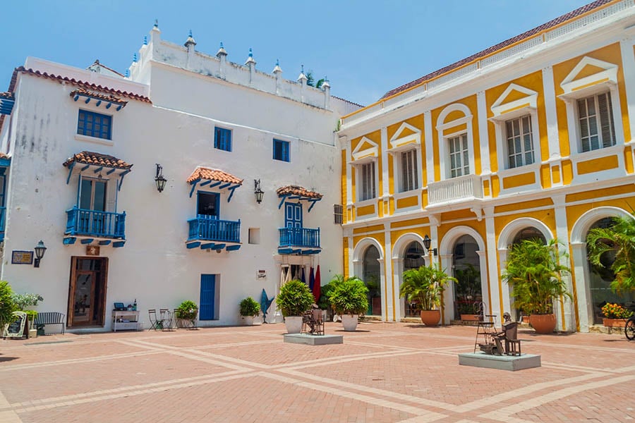 Stroll through sun-drenched plazas in Cartagena | Travel Nation