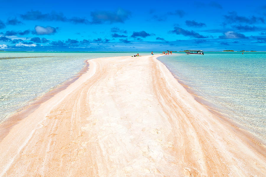 Stretch out on pink sands in Rangiroa | Travel Nation