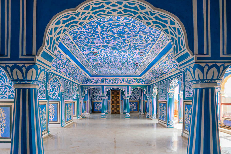 900x600-india-rajasthan-jaipur-city-palace-interior