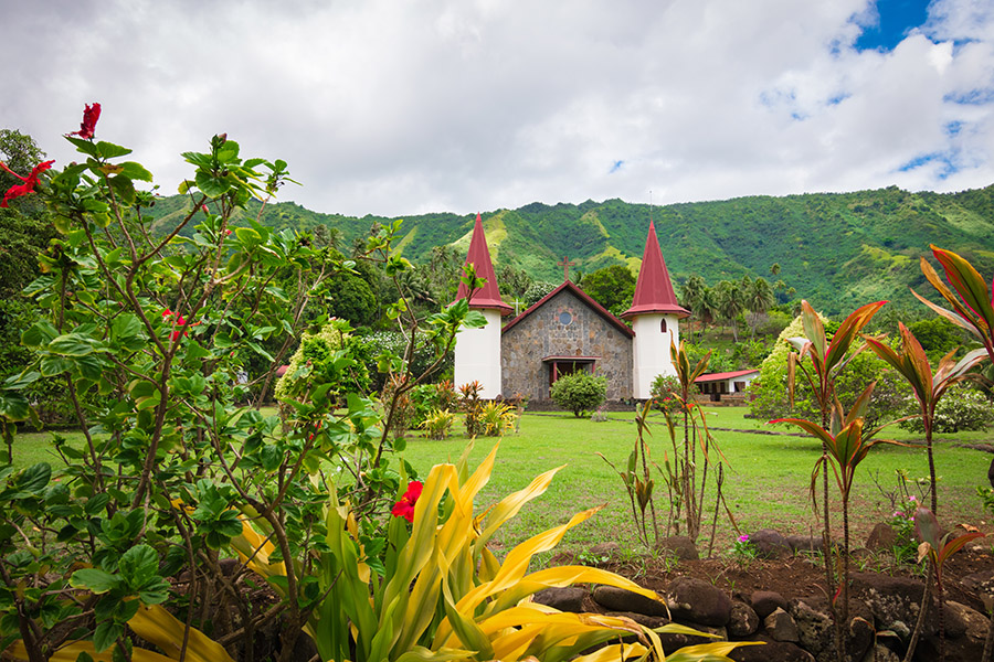 Learn about the history and culture of the Marquesas Islands