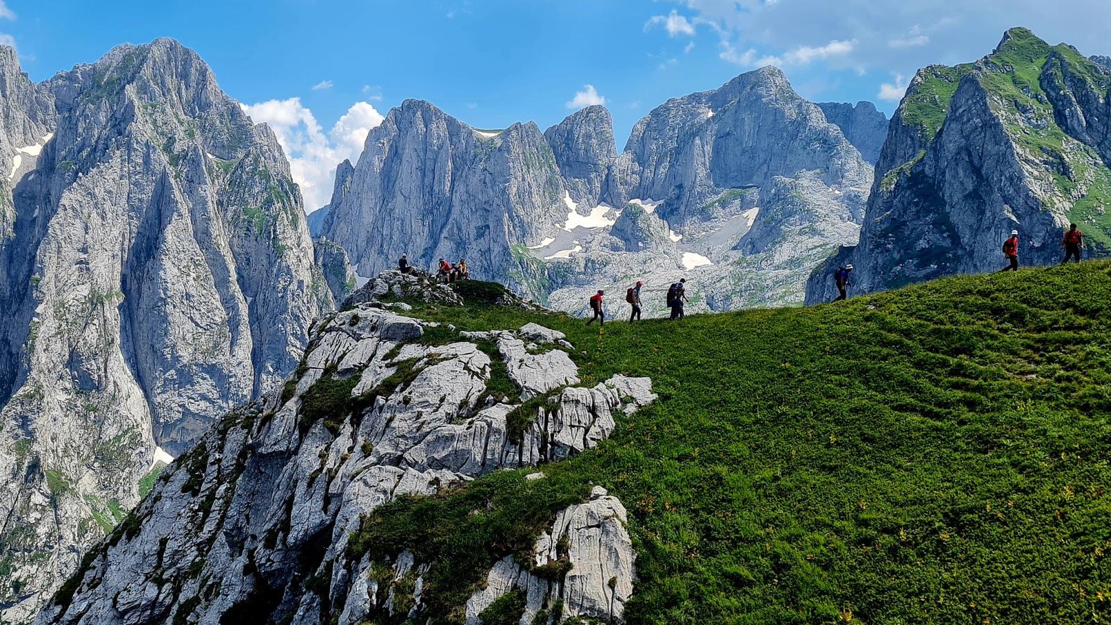 image_hikinginalbaniakosovomontenegro