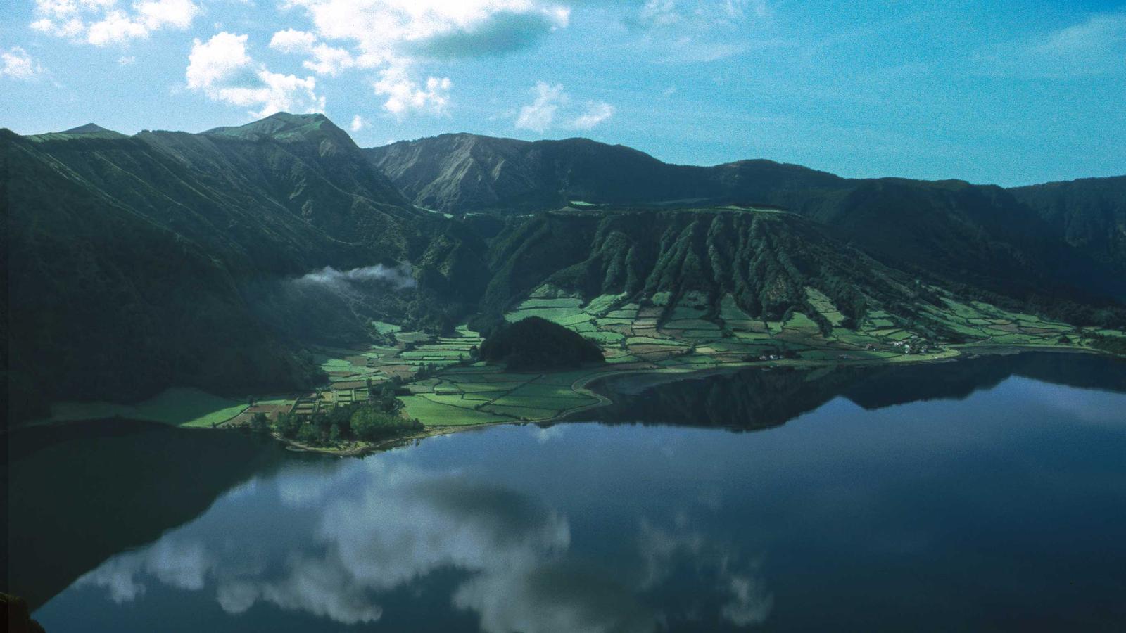 image_hikingtheazores