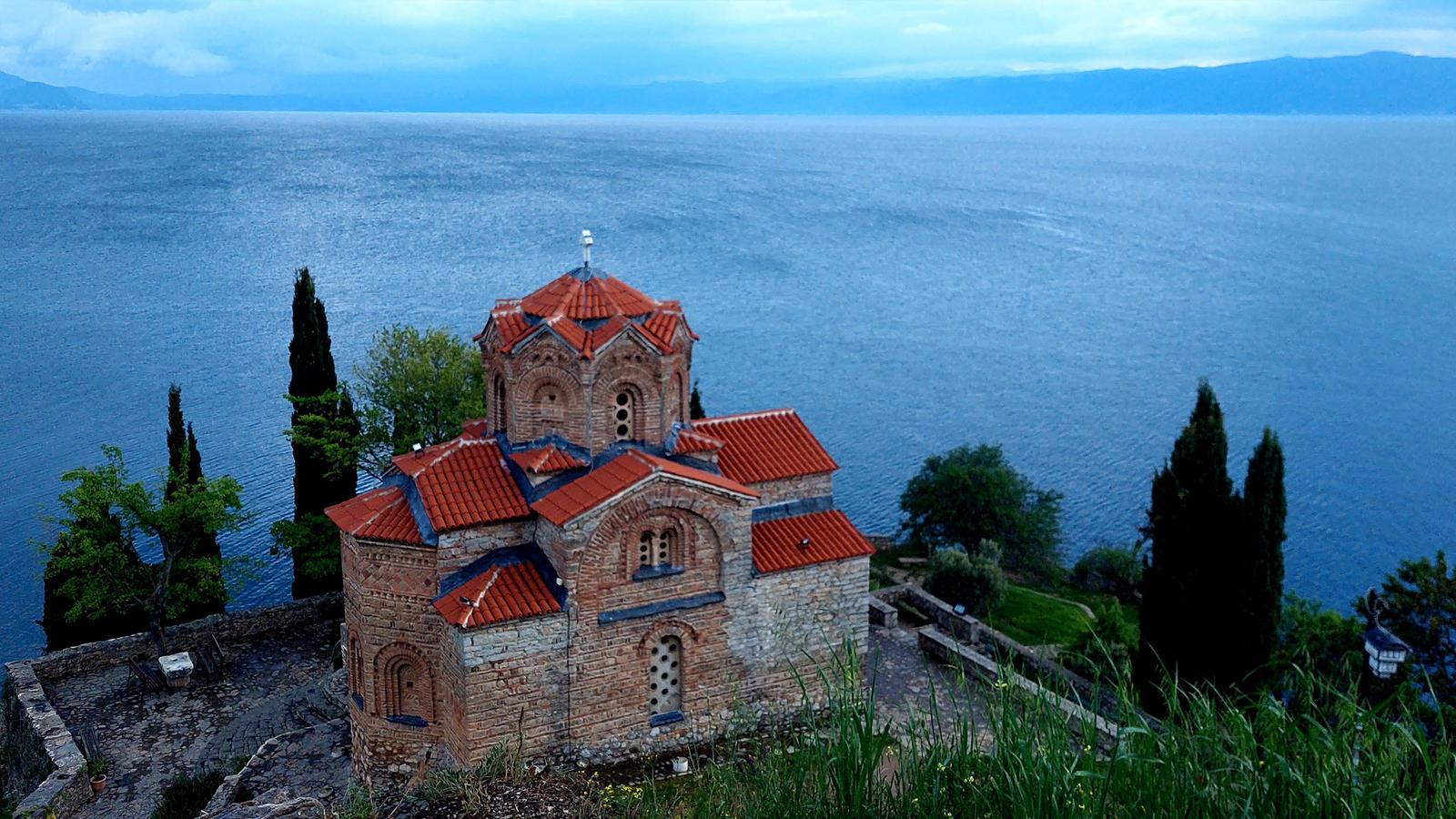 image_kosovomacedoniaadventuretiranatopristina