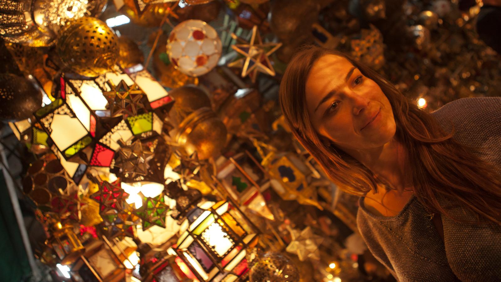 image_northernmoroccobluecitiesbustlingmarrakech