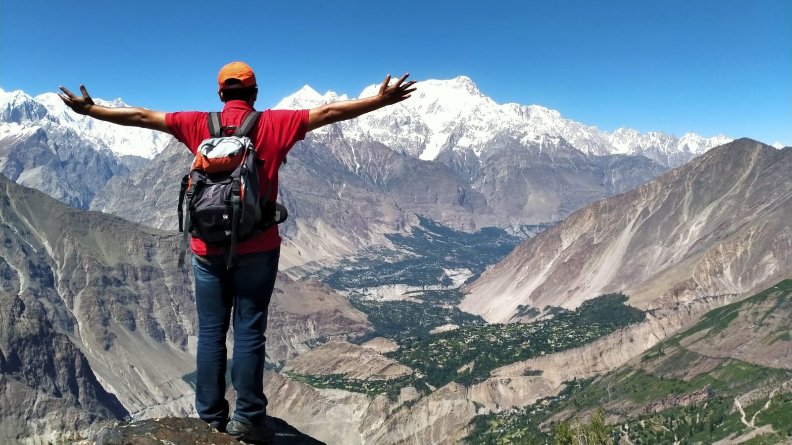 image_pakistankarakoramhighwaylocaleatsvillagelife