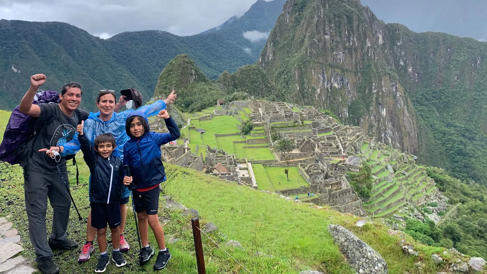 image_perufamilyjourneytheamazonmachupicchu