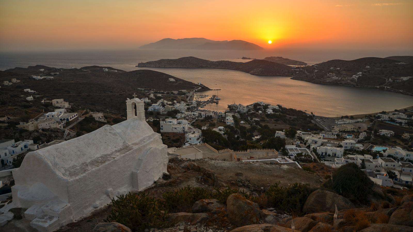 image_sailinggreece-santorinitomykonos
