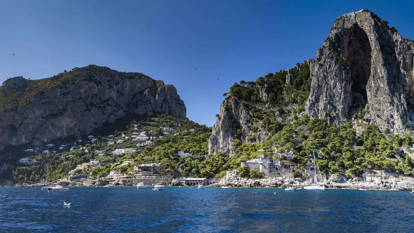 image_sailingtheamalficoastcapripositanocoastalbliss