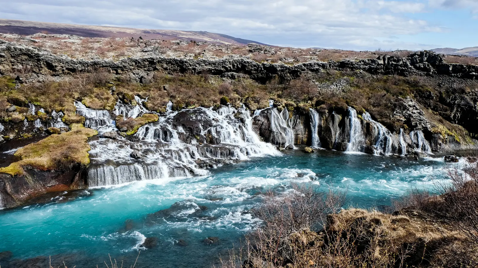 image_signatureicelandswinterscapesgoldencirclenorthernlights