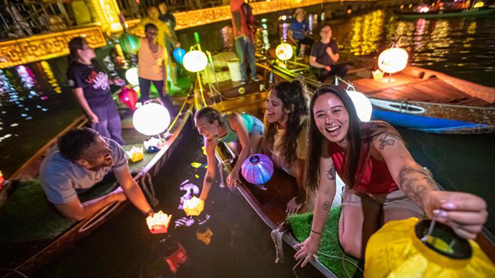 image_vietnamtocambodiahochiminhcitysiemreapbeachbars