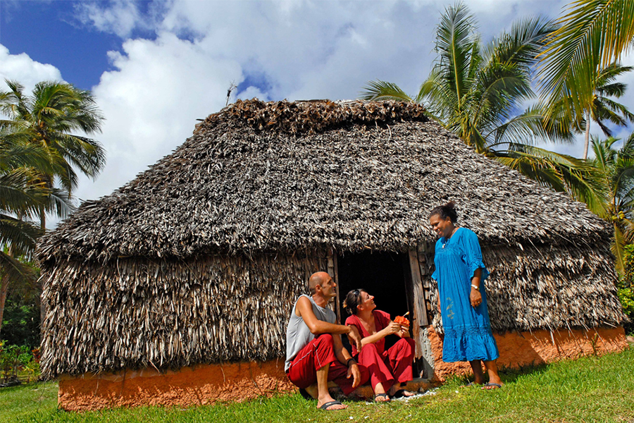 Visit a traditional Melanesian hut 