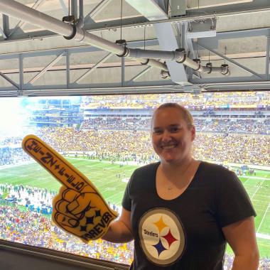 Profile picture for user shelley-worsley