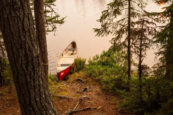 image_activecanadacanoeingquebecsriverslakes