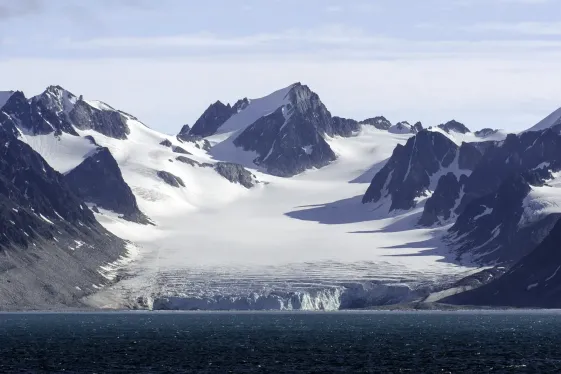 image_beyondthearcticcircletromstosvalbard