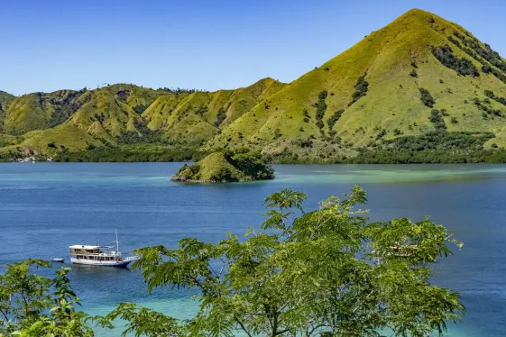 image_epicarchipelagoadventuresumatratofloresin30days