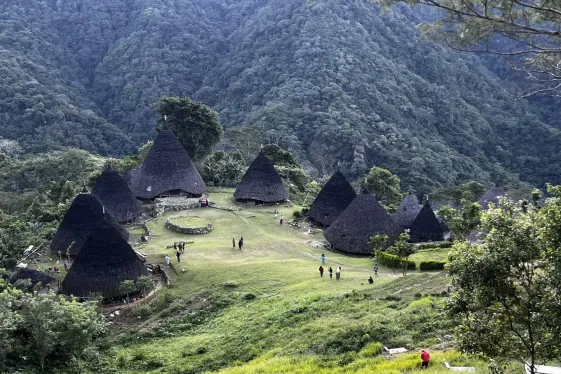 image_floresfrontierjunglesvillageskomodoquests