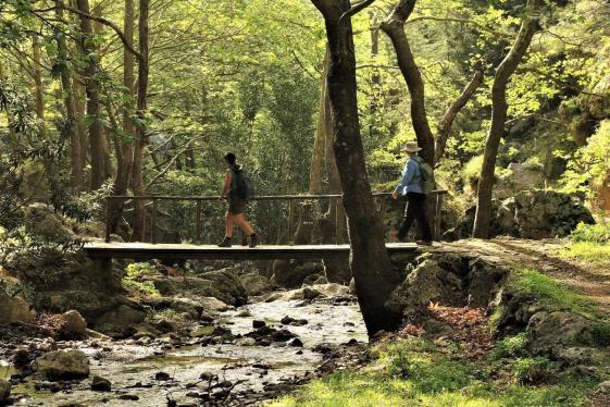 image_hikingcretegorgescoastalwalks