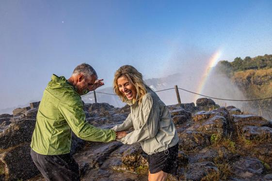 image_johannesburgtovictoriafallsoverlandsafariparticipationcamping