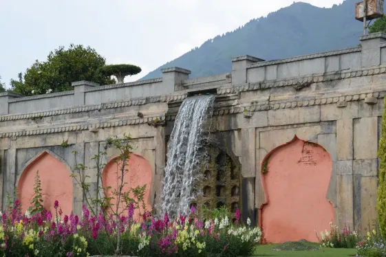 image_kashmirtoladakhhouseboatshimalayanroads