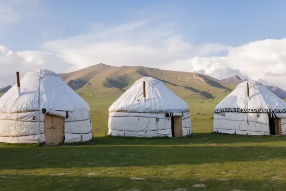 image_kyrgyzstankazakhstancolourfulcanyonsnomadicliving_12-days