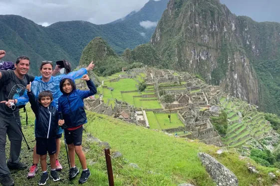 image_perufamilyjourneytheamazonmachupicchu