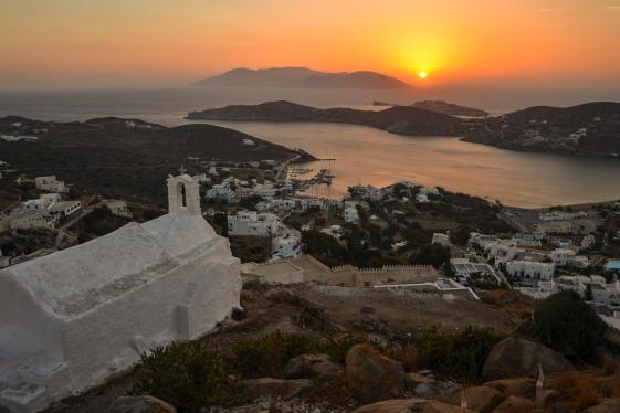 image_sailinggreece-santorinitomykonos