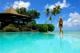 900x600-cook_islands-aitutaki-pacific-resort-pool-lady