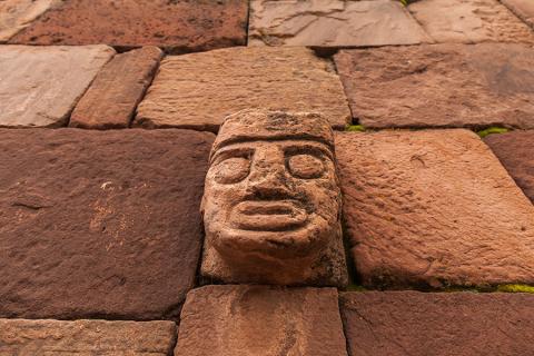 Discover the pre-Inca archeology of Tiahuanaco