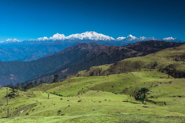 Admire views of the Himalayas in Singalila National Park | Travel Nation