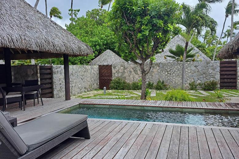 Stay the Kia Ora Resort, Rangiroa | Travel Nation