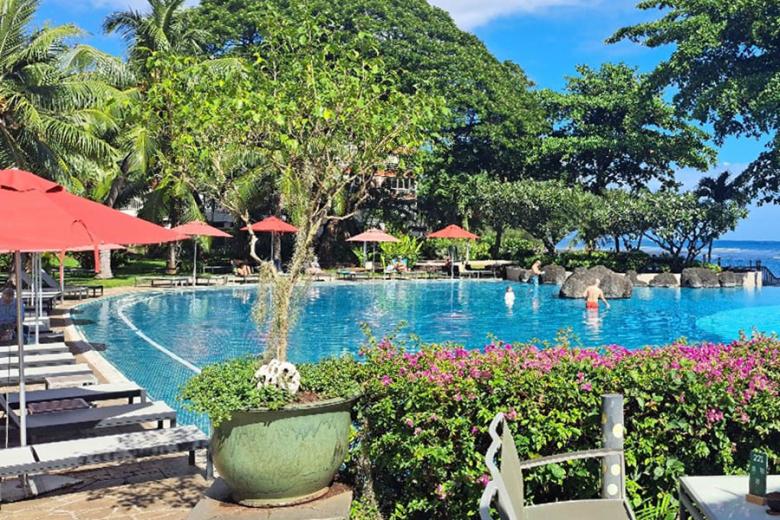 Stay at Le Tahiti by Pearl Resorts | Travel Nation