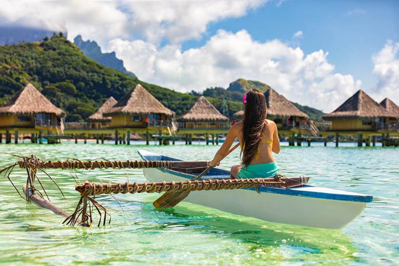 Try canoeing in French Polynesia | Travel Nation