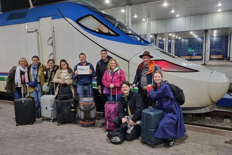 Take the train in Uzbekistan | Travel Nation