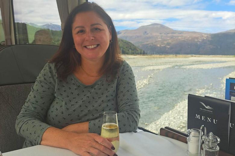 Natalie on the TranzAlpine Train | Travel Nation