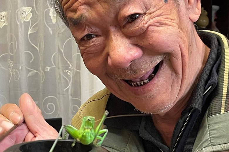 Mr. Lieu and his fighting crickets | Travel Nation 