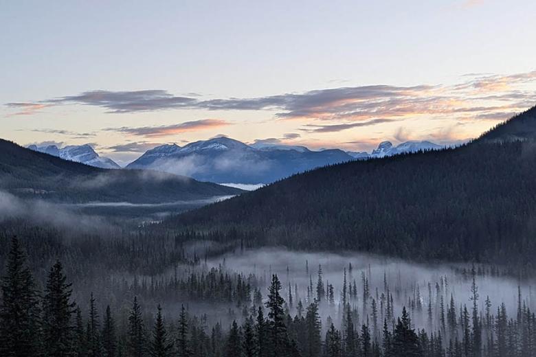 Sunrise in the Canadian Rockies | Travel Nation