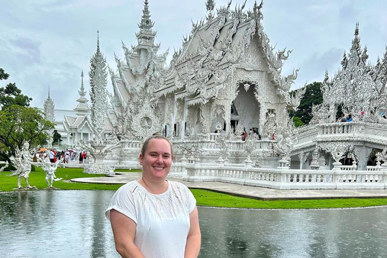 Shelley exploring Thailand | Travel Nation