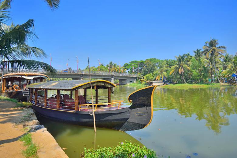 Explore Kerala's backwaters | Travel Nation