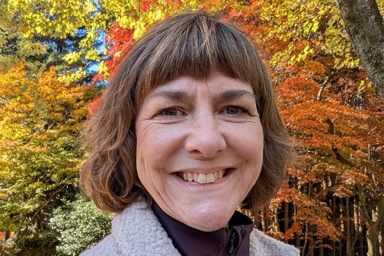 Liz enjoying South Korea in autumn | Travel Nation