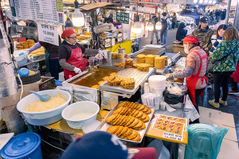Explore the markets of Seoul | Travel Nation