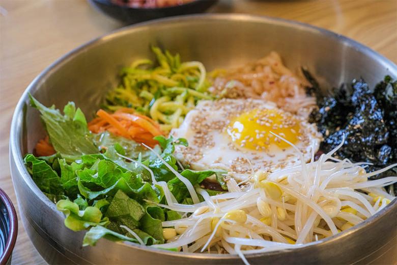 Try bibimbap in South Korea | Travel Nation