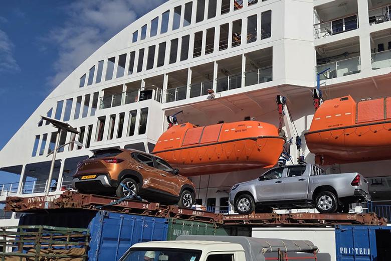 The iconic Aranui 5 in action | Travel Nation