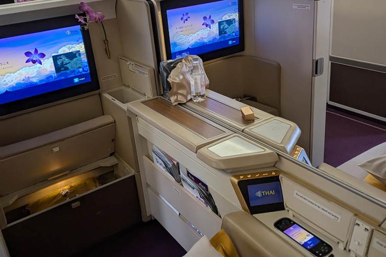Fly business class with Thai Airways | Travel Nation